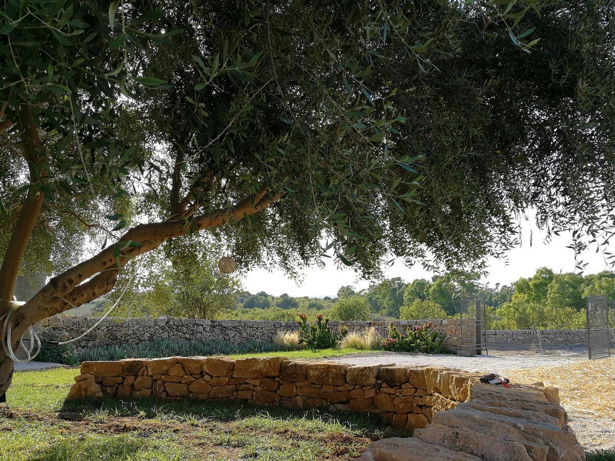 Case Marianeddi Noto Extérieur photo
